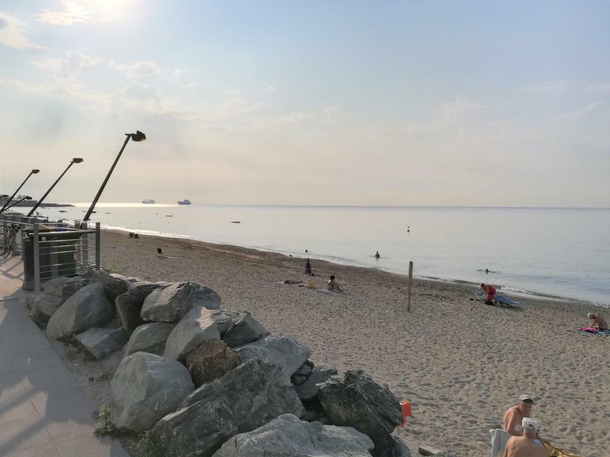 Violamare Савона Экстерьер фото